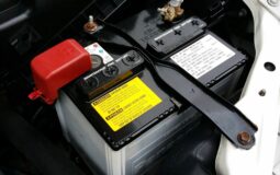Cum să îți prelungești durata bateriei mașinii: sfaturi și trucuri utile