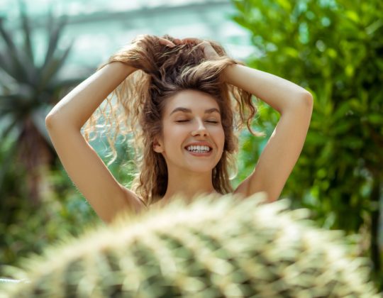 Îngrijirea părului post-estival: sfaturi de la specialiști