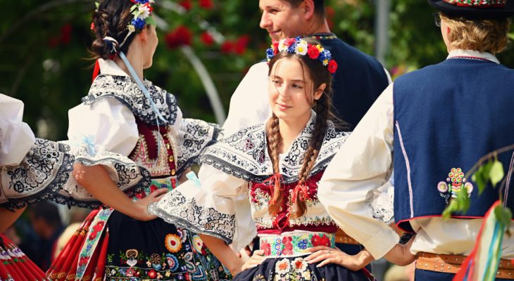 Tradiții ancestrale și obiceiuri pline de farmec: Dragobete în folclorul românesc