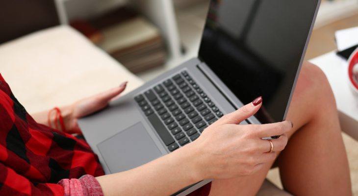 Cum să economisești la achiziționarea unui laptop nou